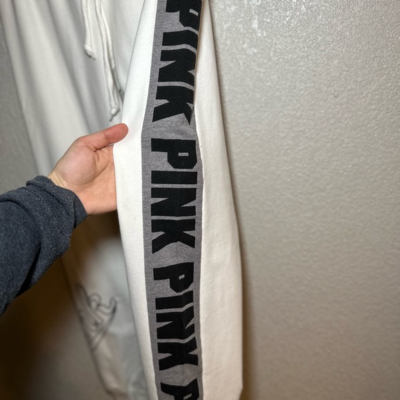 White fold over sweats - Picture 2 of 5